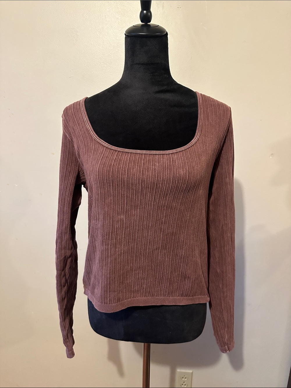 And Now This Size L/XL Muave Ribbed Fitted Cropped Square-Neck Long Sleeve Top